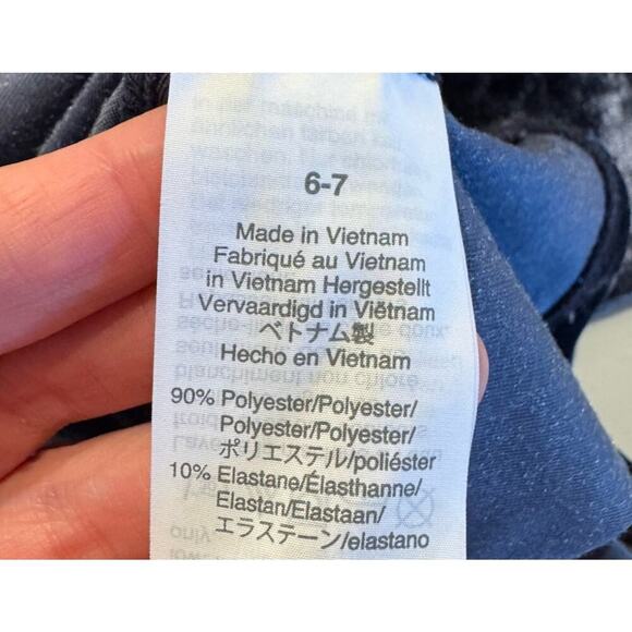 Crewcuts Everyday Girls Size 6 7 Blue Velvet Flutter Sleeve Top Holiday Party - Picture 4 of 5